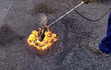 Stocks Green flat roofing repairs